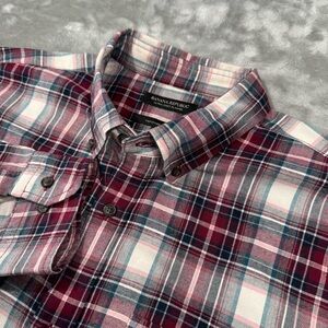 Banana Republic Mens Size XL Tall Red Plaid Ultra Soft Flannel Untucked Slim Fit